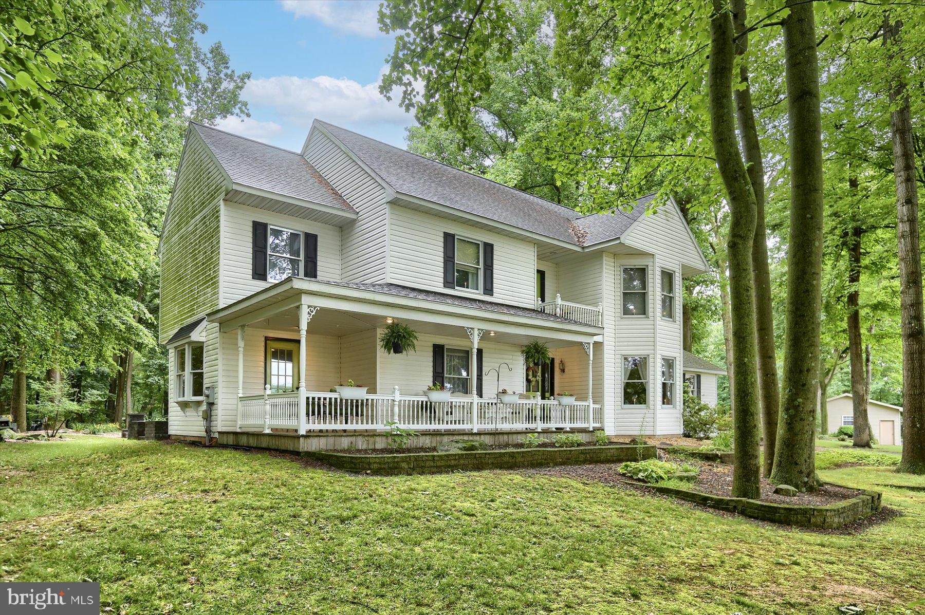 3315 Colebrook Road Elizabethtown, PA 17022 - Photo 4 of 41