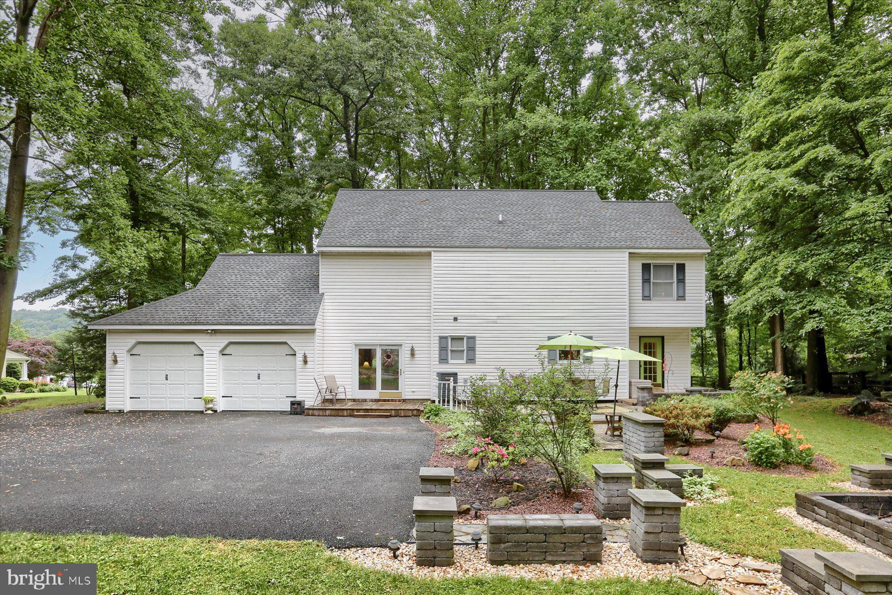 3315 Colebrook Road Elizabethtown, PA 17022 - Photo 9 of 41