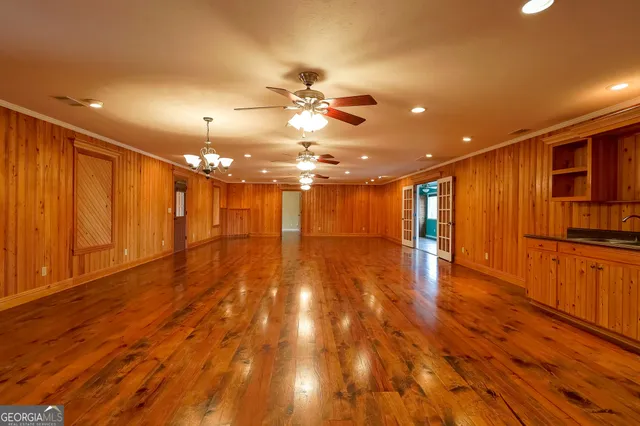 $649,999 | 5321 Irma Lee Lane, Tarrytown, GA 30470