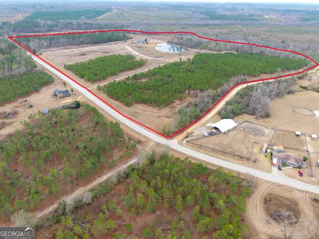 $649,999 | 5321 Irma Lee Lane, Tarrytown, GA 30470