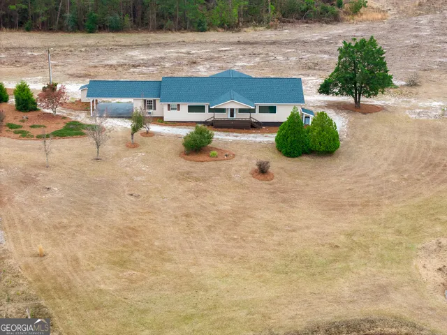 $649,999 | 5321 Irma Lee Lane, Tarrytown, GA 30470