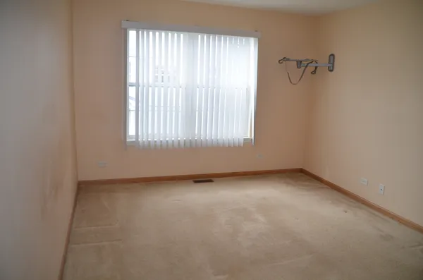 $2,350 | 2503 Dickens Drive, Unit 2503, Aurora, IL 60503