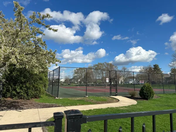 $2,200 | 2503 Dickens Drive, Unit 2503, Aurora, IL 60503