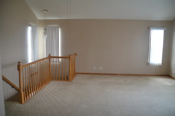 $2,350 | 2503 Dickens Drive, Unit 2503, Aurora, IL 60503