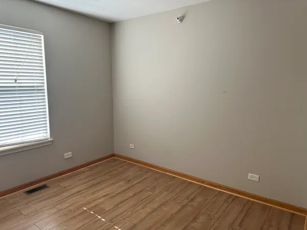 $2,200 | 2503 Dickens Drive, Unit 2503, Aurora, IL 60503