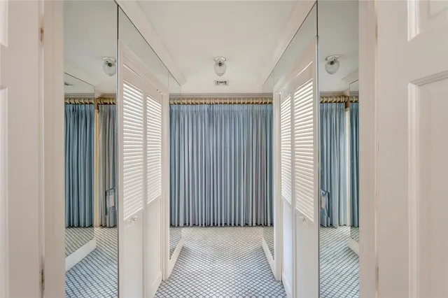 $3,494,000 | 645 Riomar Drive, Vero Beach, FL 32963