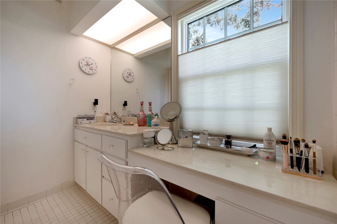 645 Riomar Drive Vero Beach, FL 32963 - Photo 19 of 36