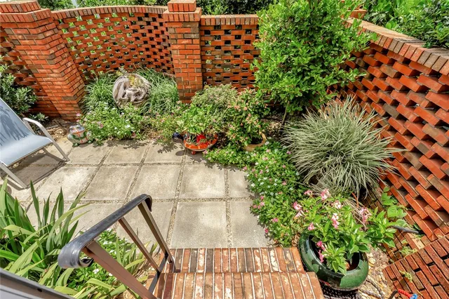 $3,494,000 | 645 Riomar Drive, Vero Beach, FL 32963