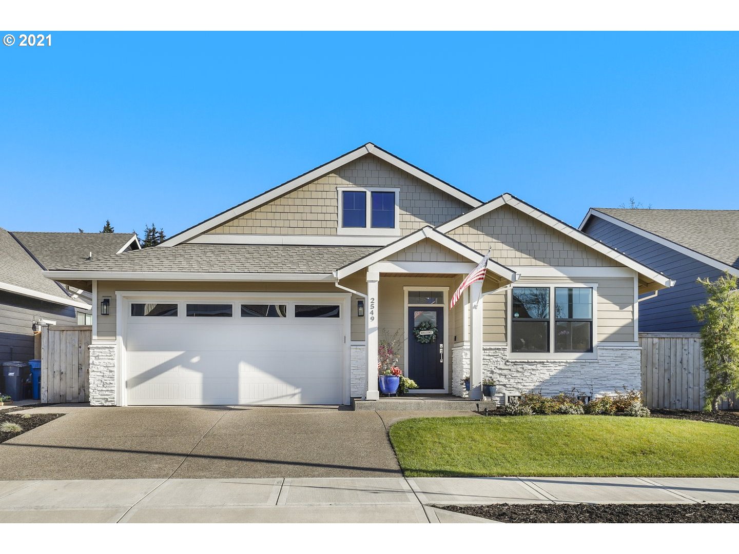 2549 North Lydia Loop Hubbard, OR 97032 - Photo 1 of 32