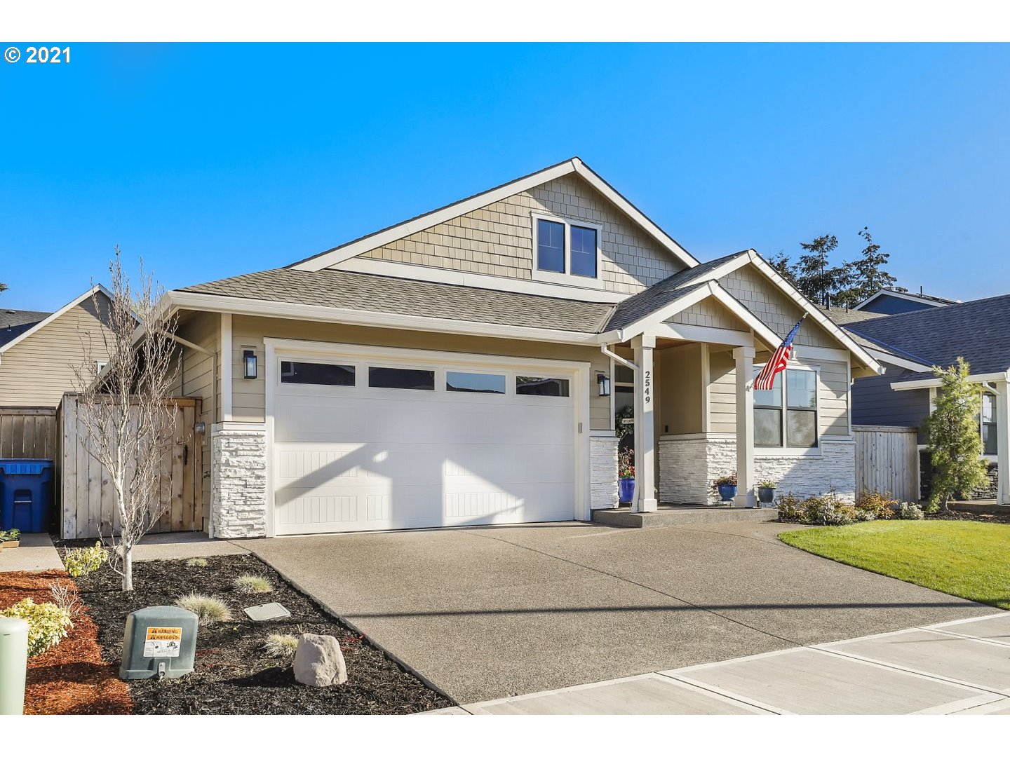 2549 North Lydia Loop Hubbard, OR 97032 - Photo 3 of 32