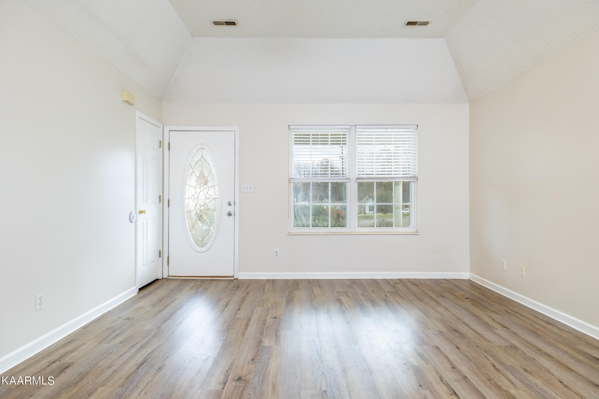 7643 Cotton Patch Road Corryton, TN 37721 - Photo 7 of 23 Gallery Image 7