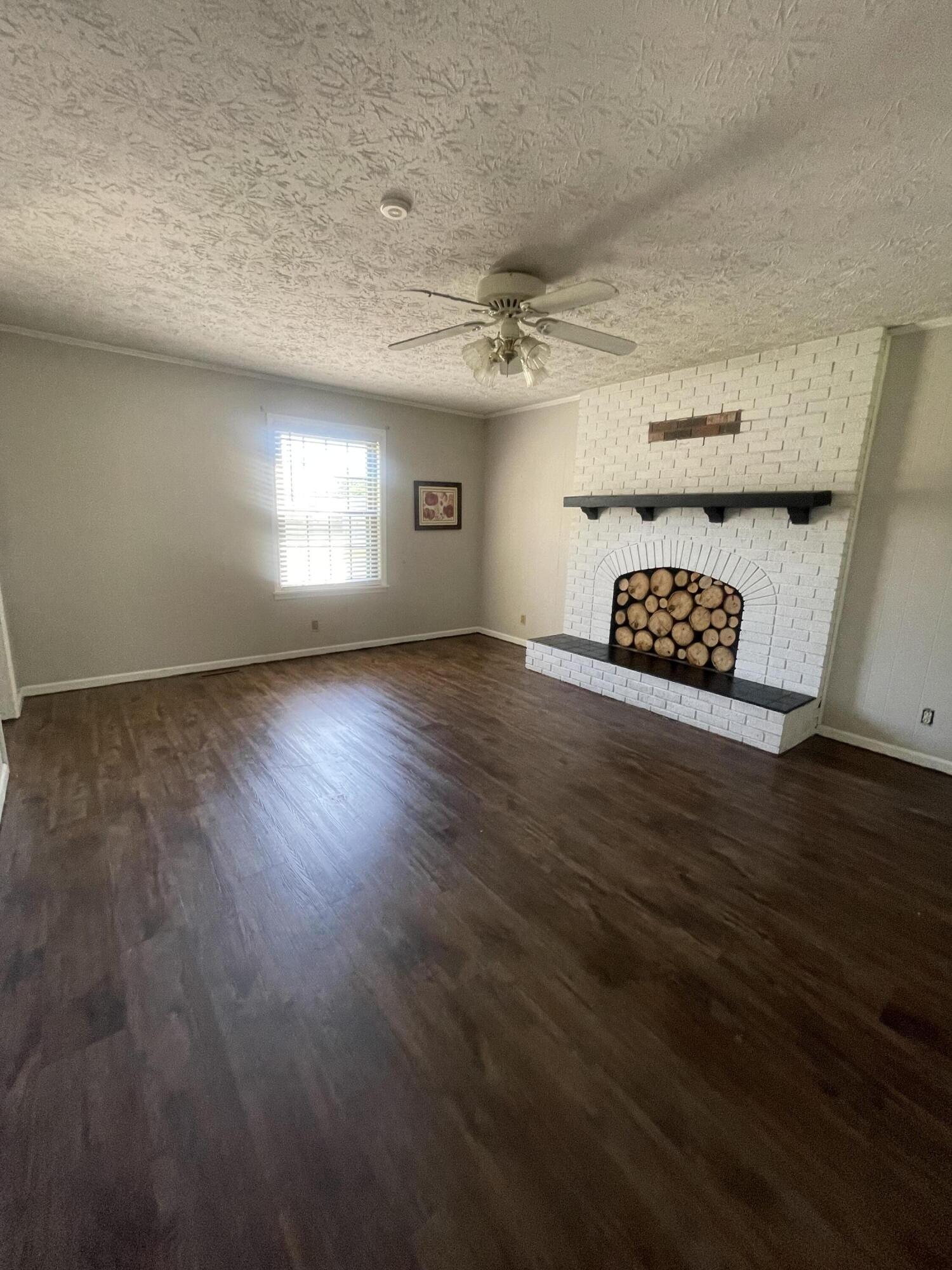 101 Tinsley Road Barbourville, KY 40906 - Photo 5 of 36 IMG_5063