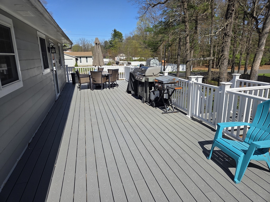 166 Pomeroy Meadow Road Southampton, MA 01073 - Photo 14 of 39