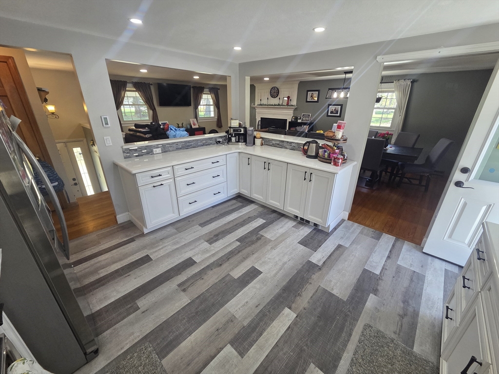 166 Pomeroy Meadow Road Southampton, MA 01073 - Photo 18 of 39
