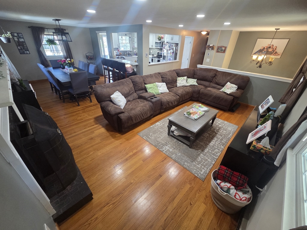 166 Pomeroy Meadow Road Southampton, MA 01073 - Photo 21 of 39