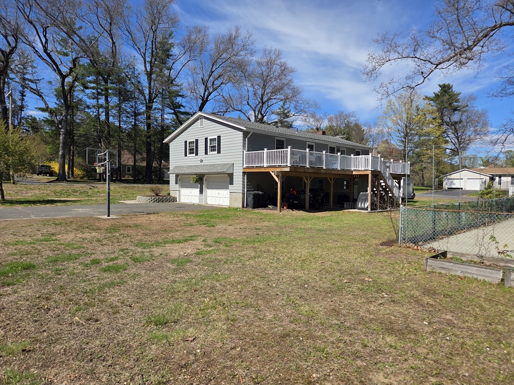 166 Pomeroy Meadow Road Southampton, MA 01073 - Photo 8 of 39