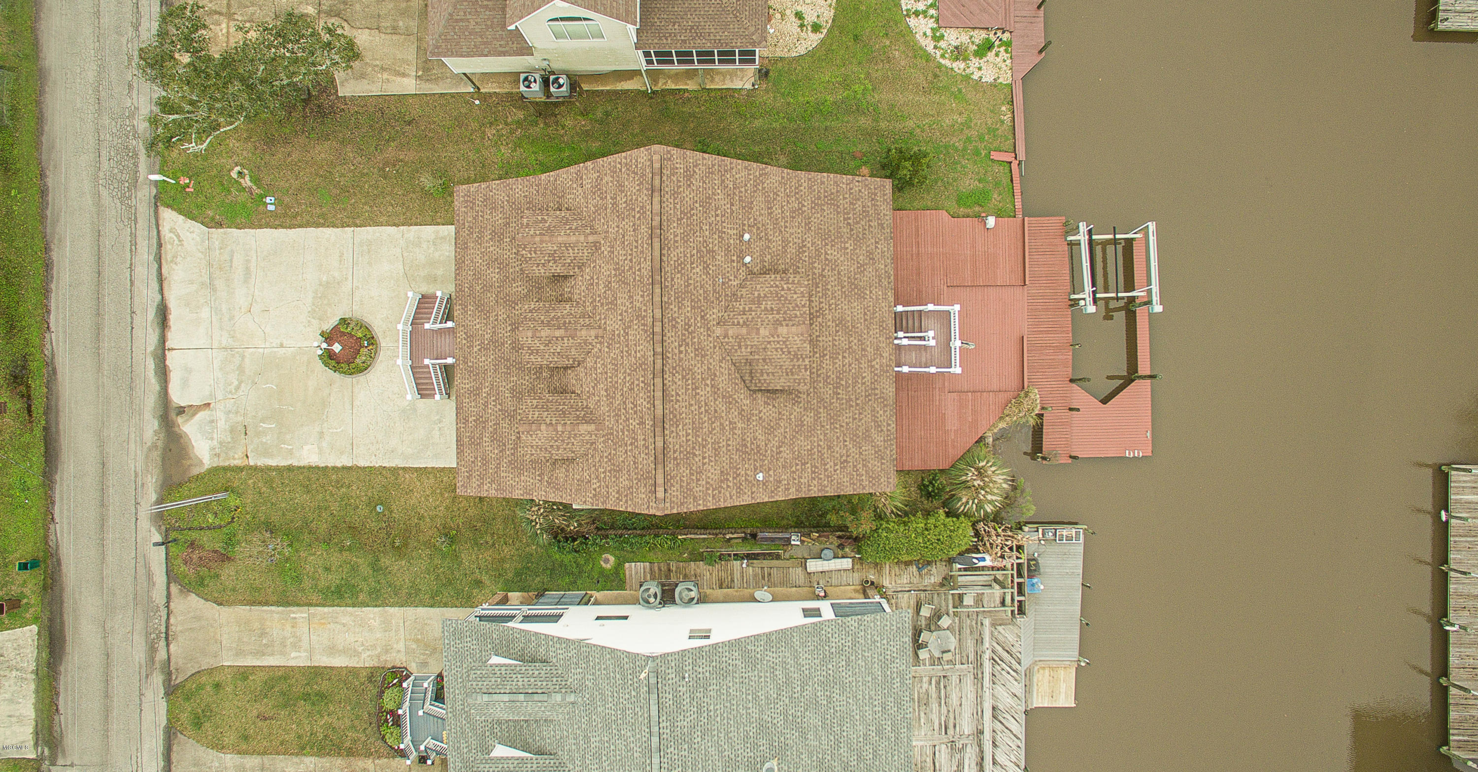 137 Ridgewood Drive Pass Christian, MS 39571 - Photo 33 of 34 Listing Photos-102
