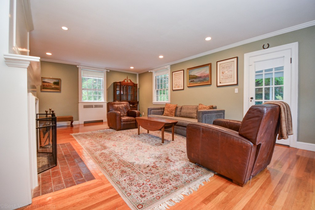 124 Radcliffe Road Belmont, MA 02478 - Photo 3 of 17