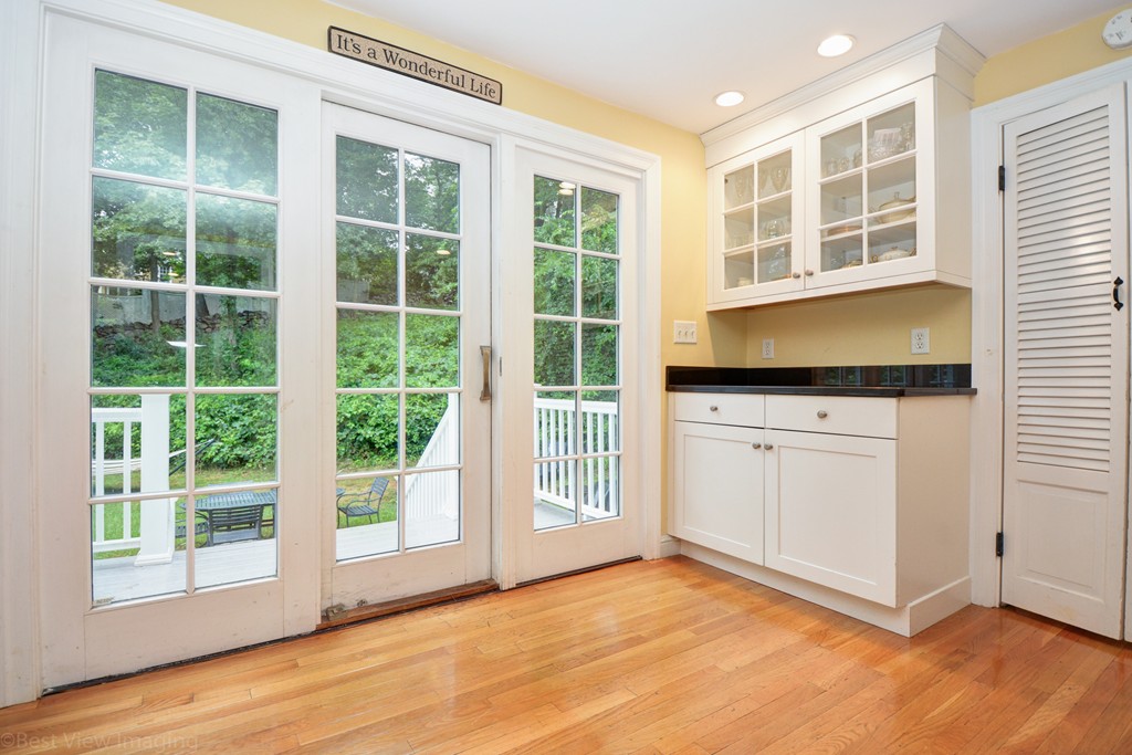 124 Radcliffe Road Belmont, MA 02478 - Photo 6 of 17