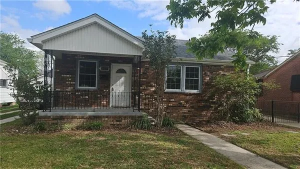 $1,800 | 4427 Ware Avenue, Jefferson, LA 70121