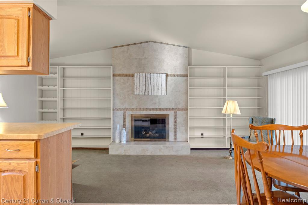 21648 Hall Road Woodhaven, MI 48183 - Photo 15 of 28