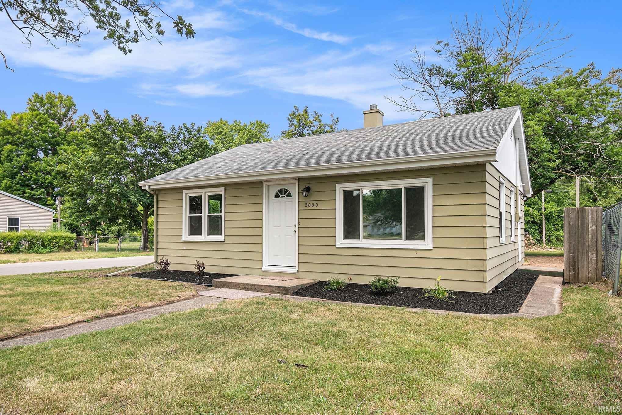2000 Stevens Avenue Elkhart, IN 46516 - Photo 4 of 17