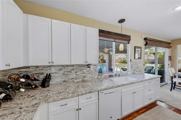 $749,900 | 318 Lindbrook Street, Henderson, NV 89074