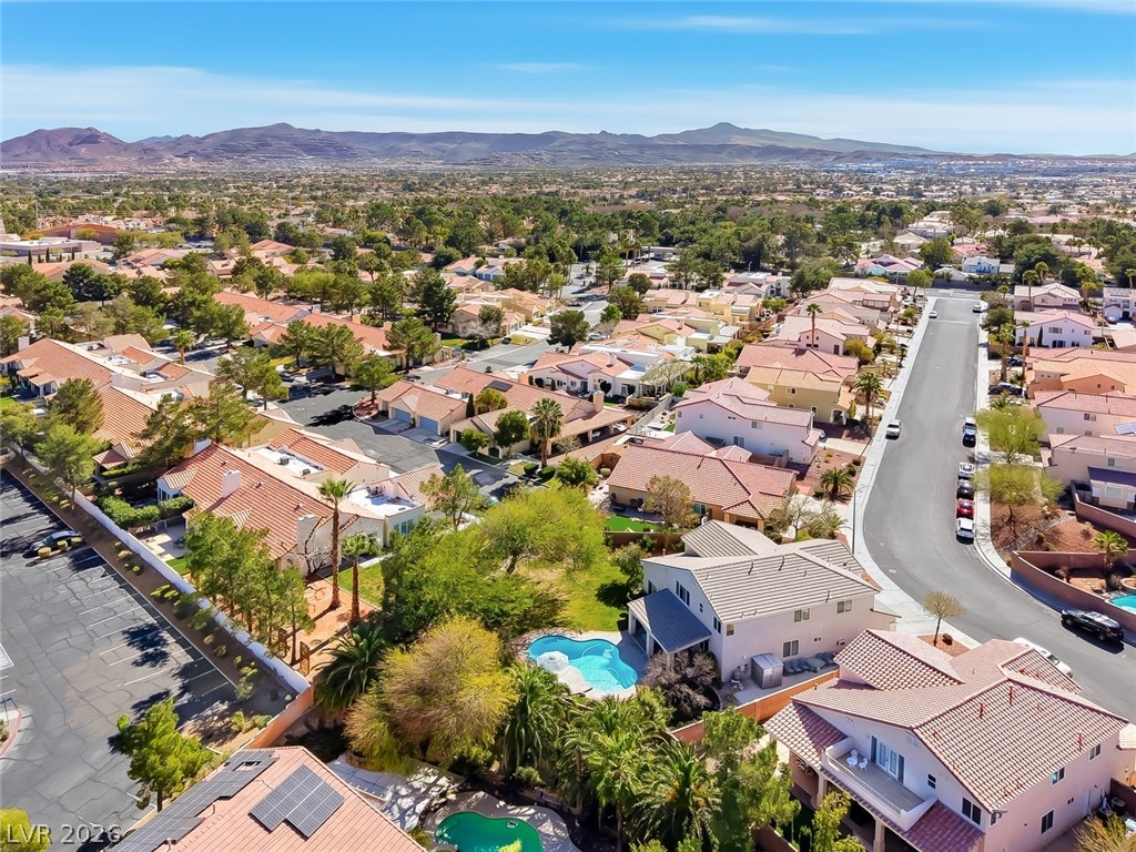 318 Lindbrook Street Henderson, NV 89074 - Photo 4 of 64