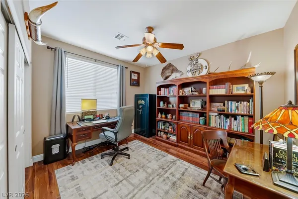 $749,900 | 318 Lindbrook Street, Henderson, NV 89074