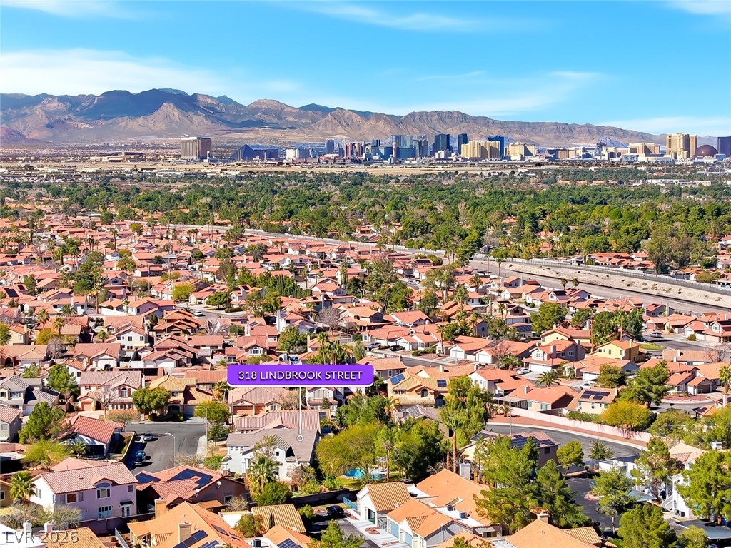 318 Lindbrook Street Henderson, NV 89074 - Photo 5 of 64