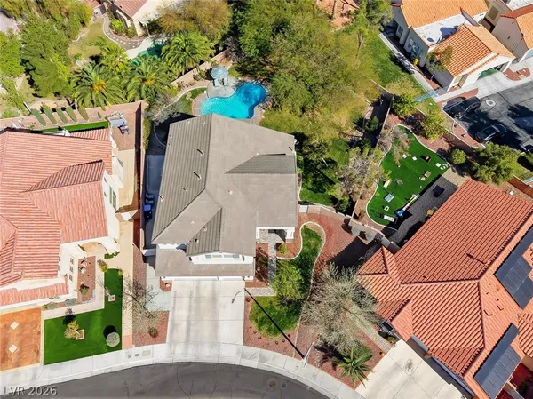 $749,900 | 318 Lindbrook Street, Henderson, NV 89074