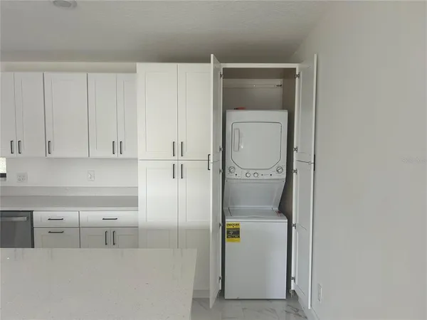 $1,900 | 2511 Drake Drive, Orlando, FL 32810