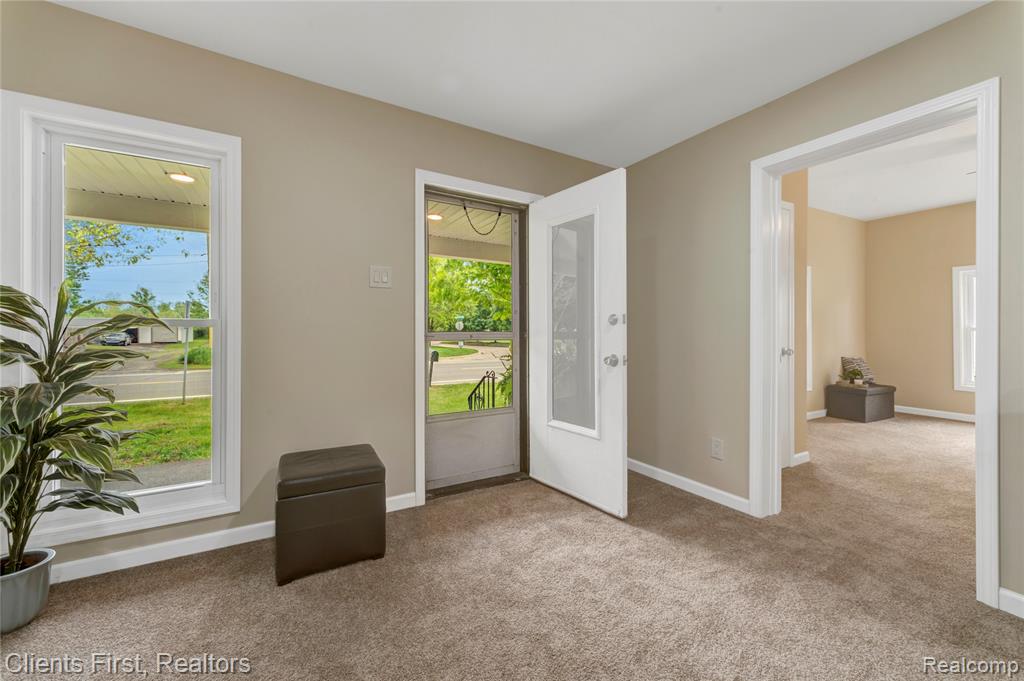 6360 Denton Road Belleville, MI 48111 - Photo 6 of 41