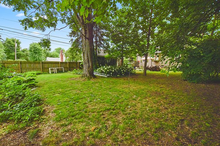 110 James Road Columbus, OH 43230 - Photo 34 of 35
