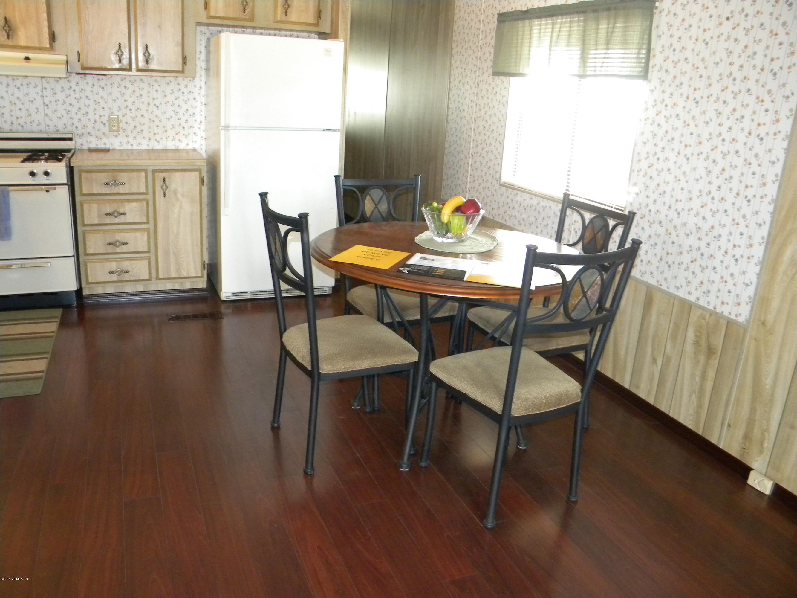 5556 West Rocking Cir Street Tucson, AZ 85713 - Photo 6 of 17 Gallery Image 6