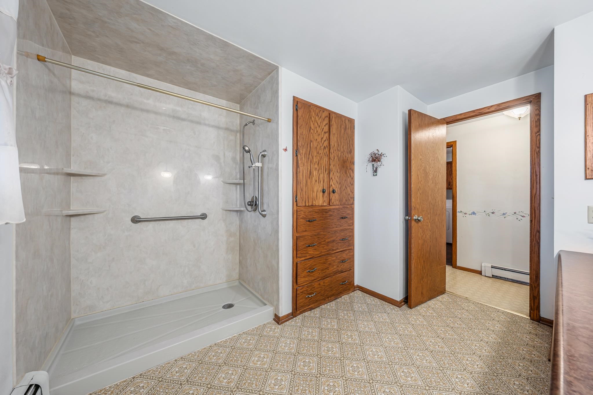 N9237 County Road North Appleton, WI 54915 - Photo 17 of 45