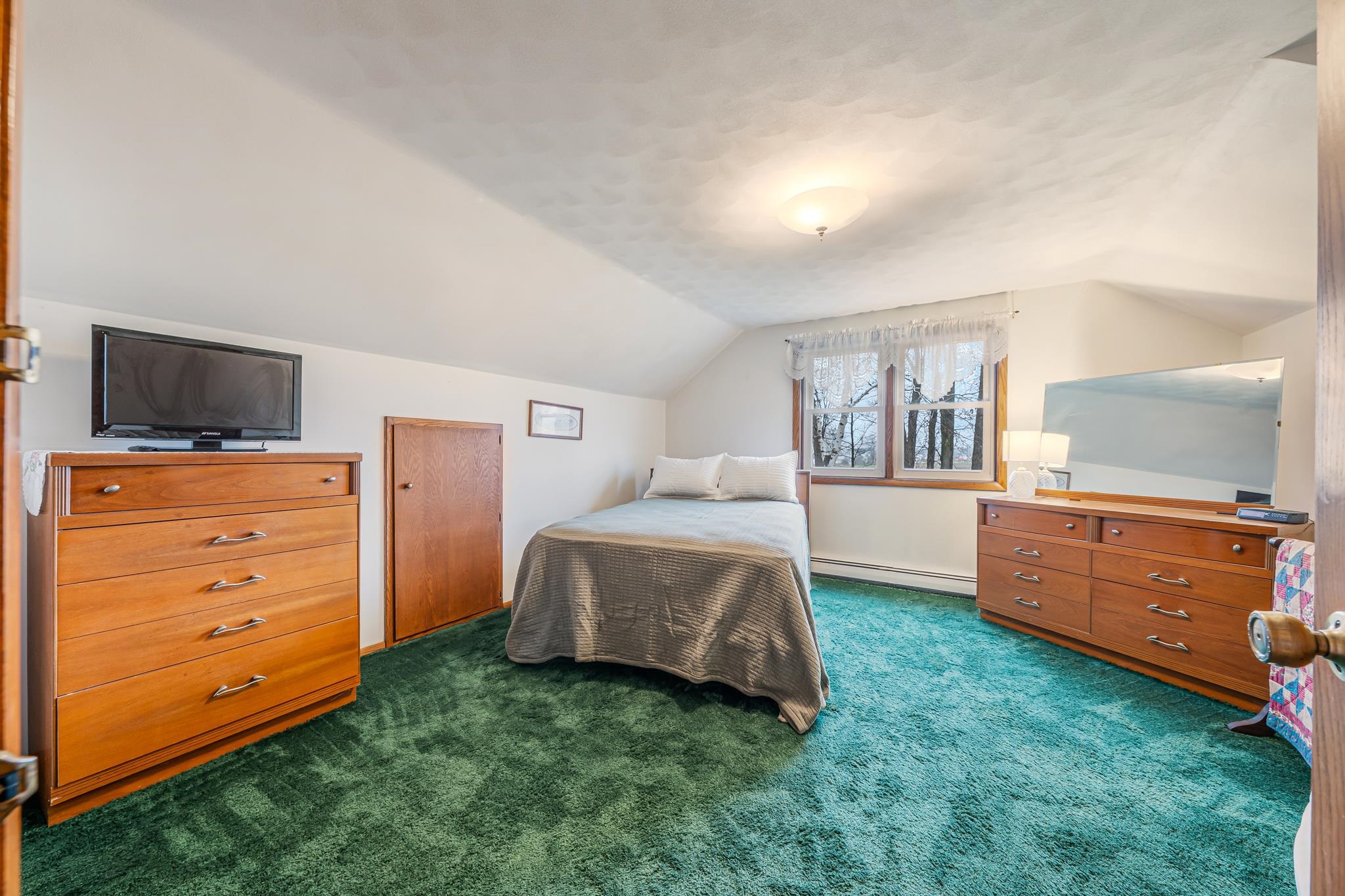 N9237 County Road North Appleton, WI 54915 - Photo 21 of 45