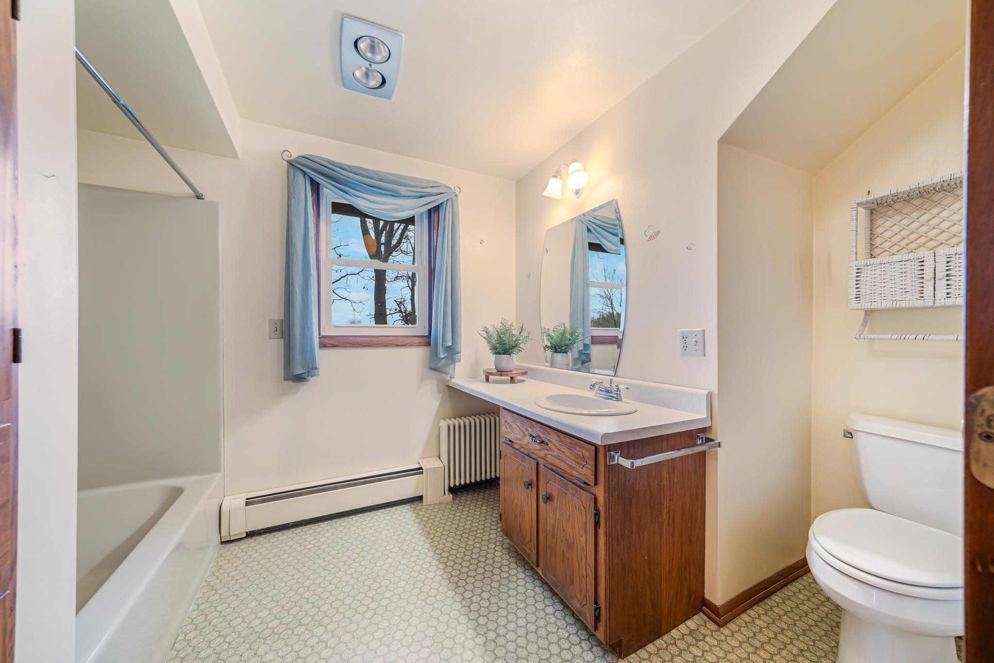 N9237 County Road North Appleton, WI 54915 - Photo 23 of 45