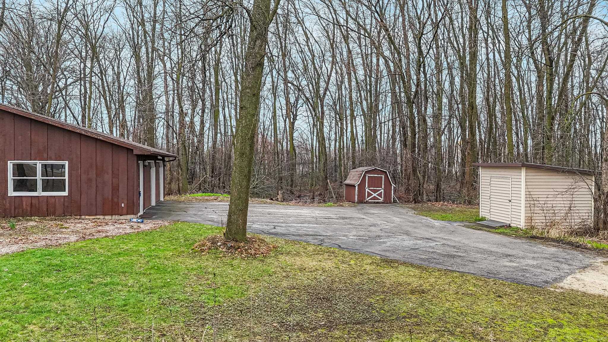 N9237 County Road North Appleton, WI 54915 - Photo 39 of 45