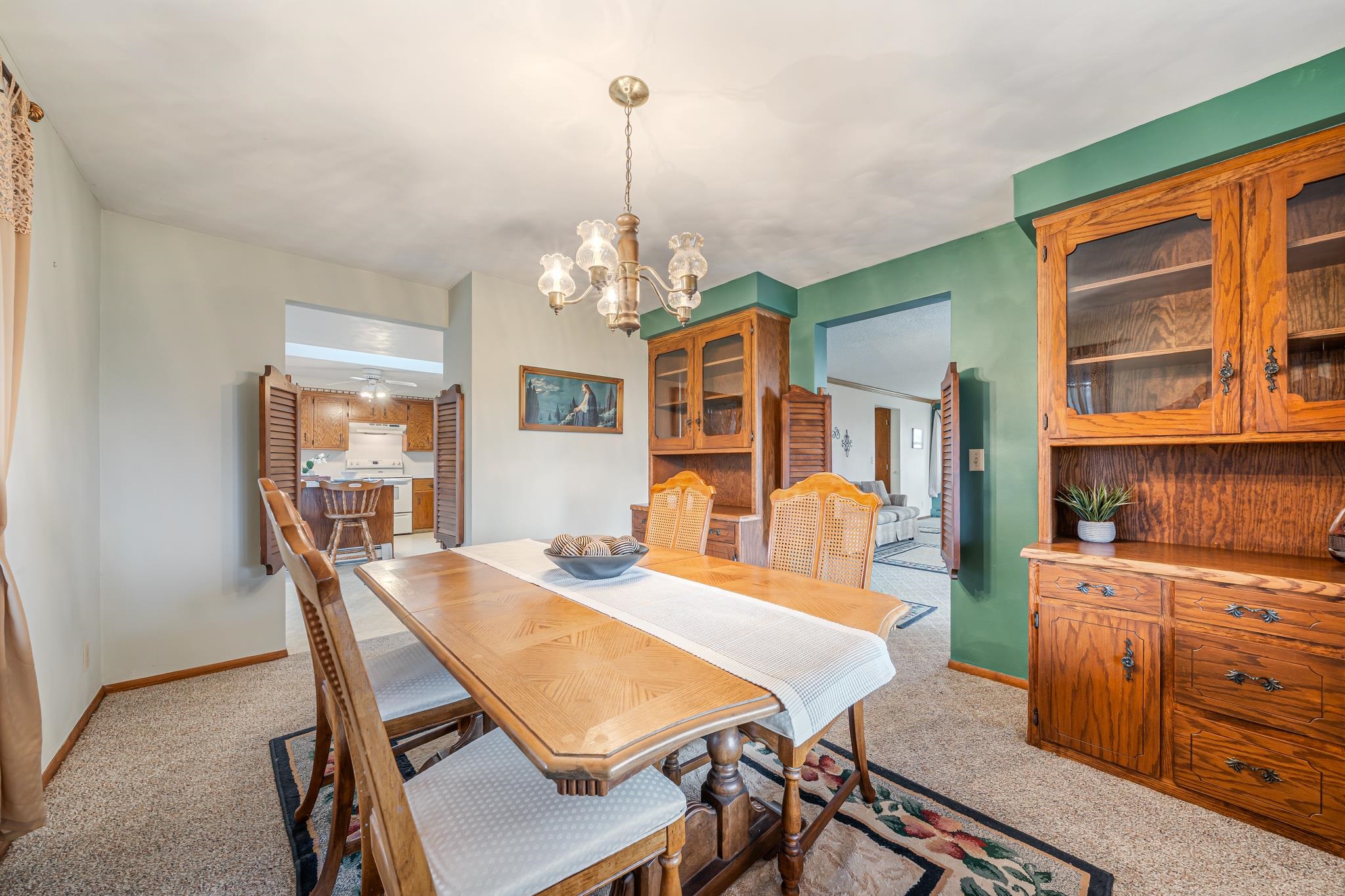 N9237 County Road North Appleton, WI 54915 - Photo 8 of 45