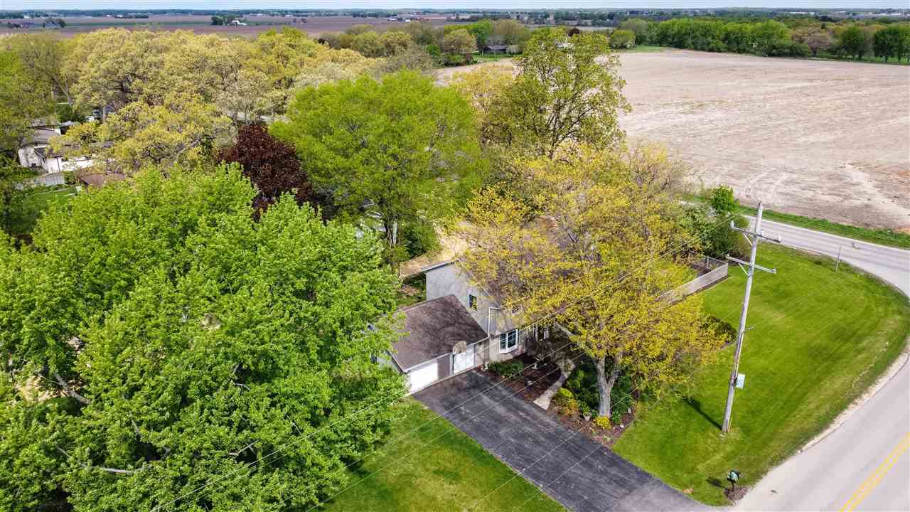 8488 Grange Hall Road Garden Prairie, IL 61038 - Photo 33 of 35 a view of an outdoor space
