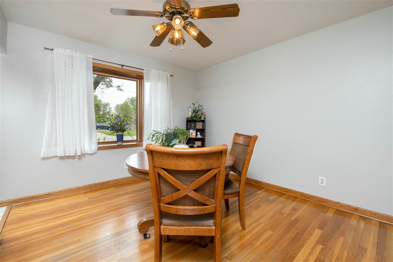 8488 Grange Hall Road Garden Prairie, IL 61038 - Photo 6 of 35 a dining room with furniture and window