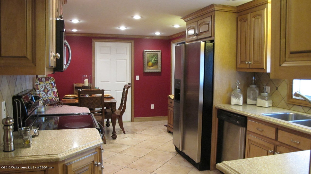 1690 Drummond Road Jasper, AL 35504 - Photo 8 of 29 Gallery Image 8