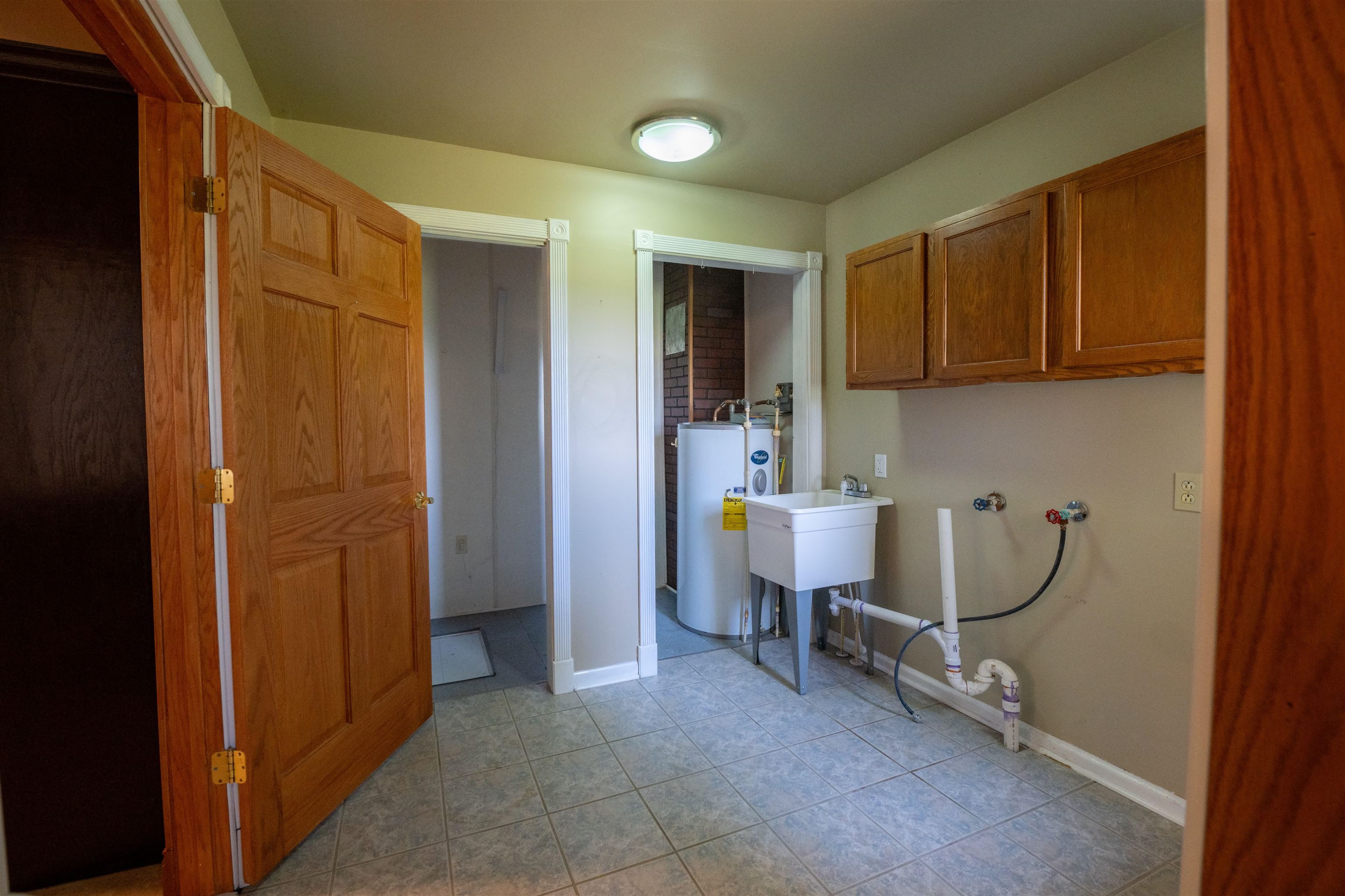 2425 South Poseyville Road Midland, MI 48640 - Photo 34 of 48