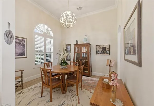 $1,399,900 | 2076 Imperial Circle, Naples, FL 34110