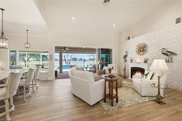 $1,399,900 | 2076 Imperial Circle, Naples, FL 34110
