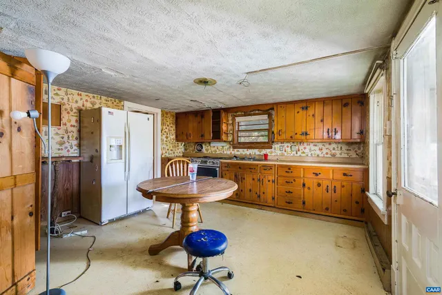 $125,000 | 613 6th Street, Shenandoah, VA 22849