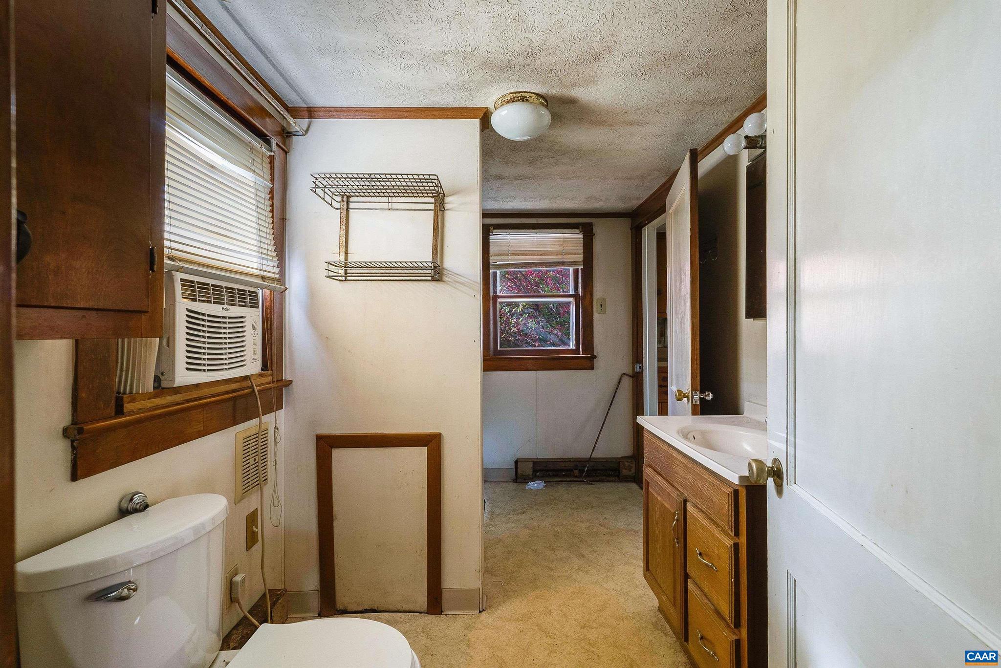 613 6th Street Shenandoah, VA 22849 - Photo 20 of 54