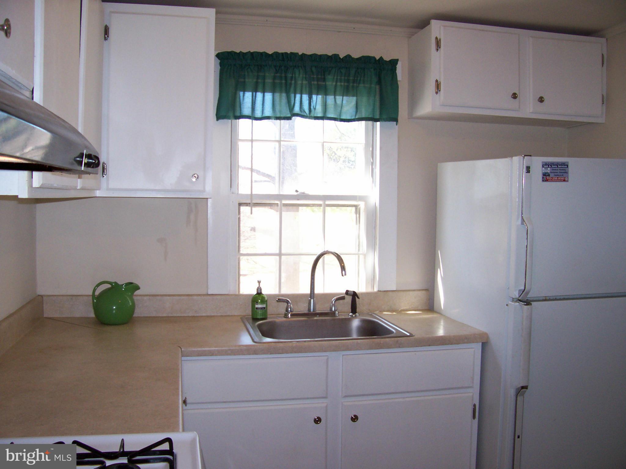 412 Lincoln Road Middleburg, VA 20117 - Photo 13 of 26 Kitchen