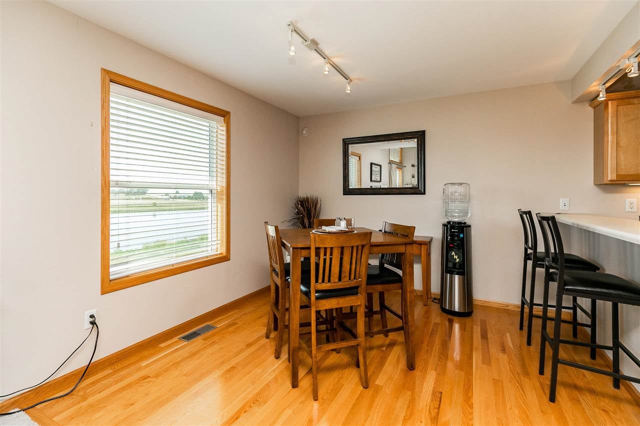 250 South Park Ridge Road North Liberty, IA 52317 - Photo 8 of 40 Gallery Image 8